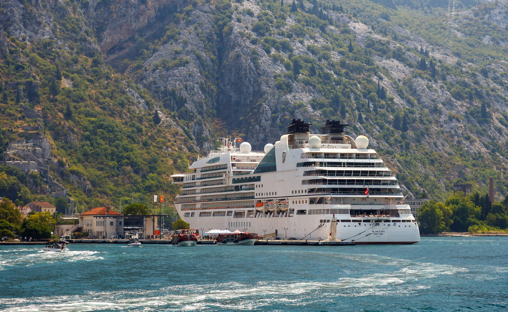 Cruise Line Image